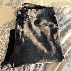 Good American Good Legs Crop Jean